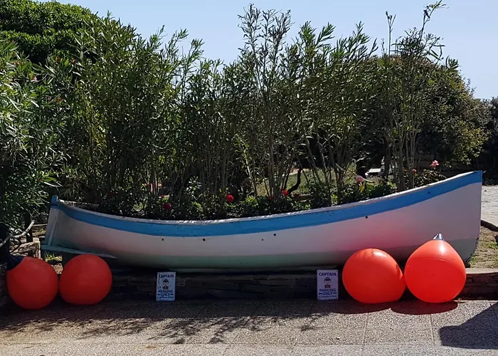 Nyaraló Boat - In Front Of The Sea *
